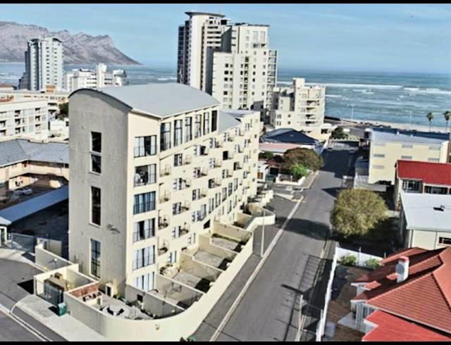 1 BEDROOM APARTMENT FOR SALE IN STRAND SOUTH